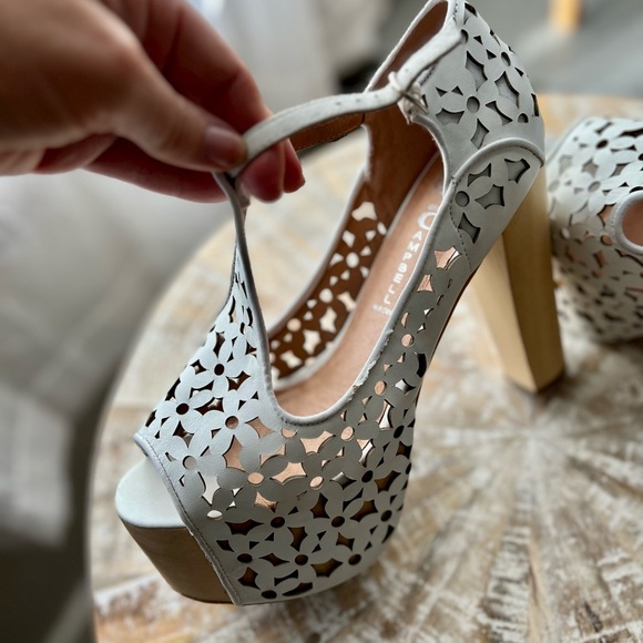 RARE-VINTAGE Jeffery Campbell Foxy Daisy - Picture 6 of 9